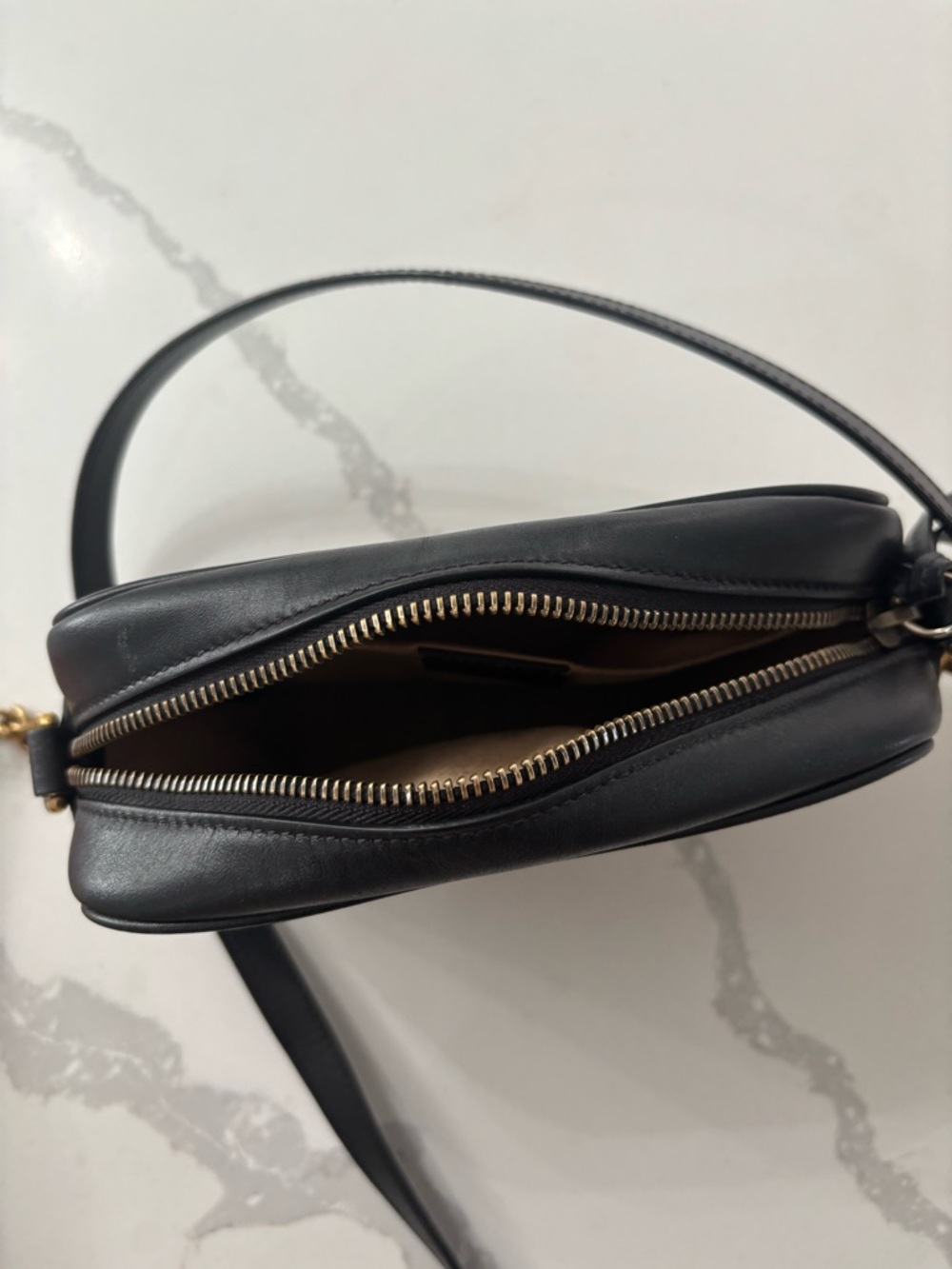 Gucci Marmont camera bag small - Picture 7 of 14